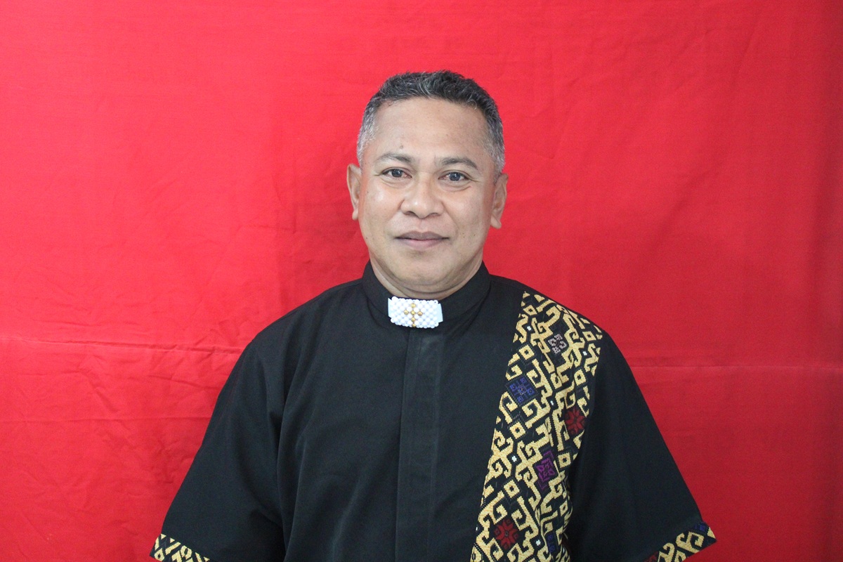 Bayanangky Alexander Lewier,M.Th